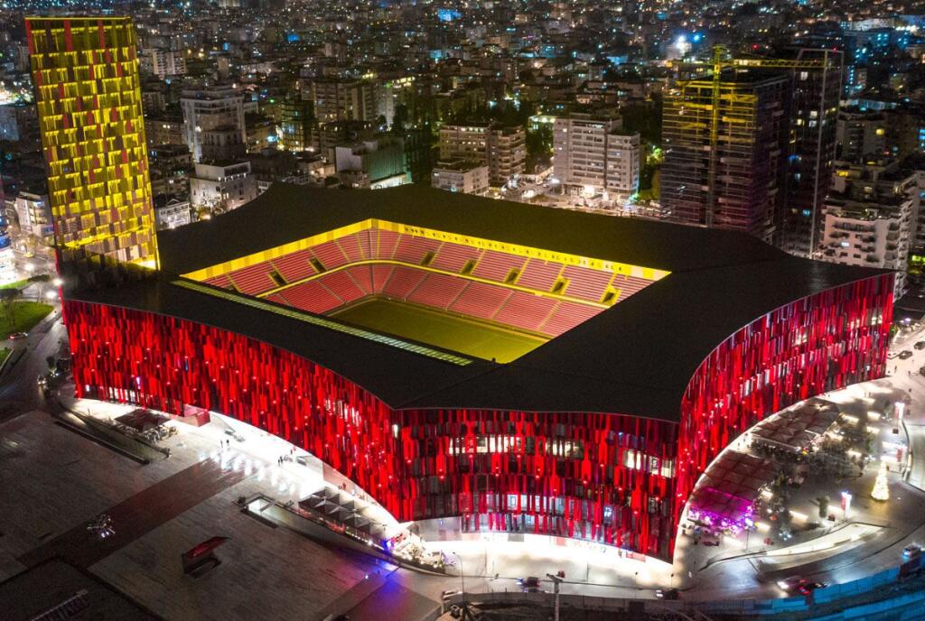 Mundesi Unike , Hotel Per Shitje , Air Albania Stadium !