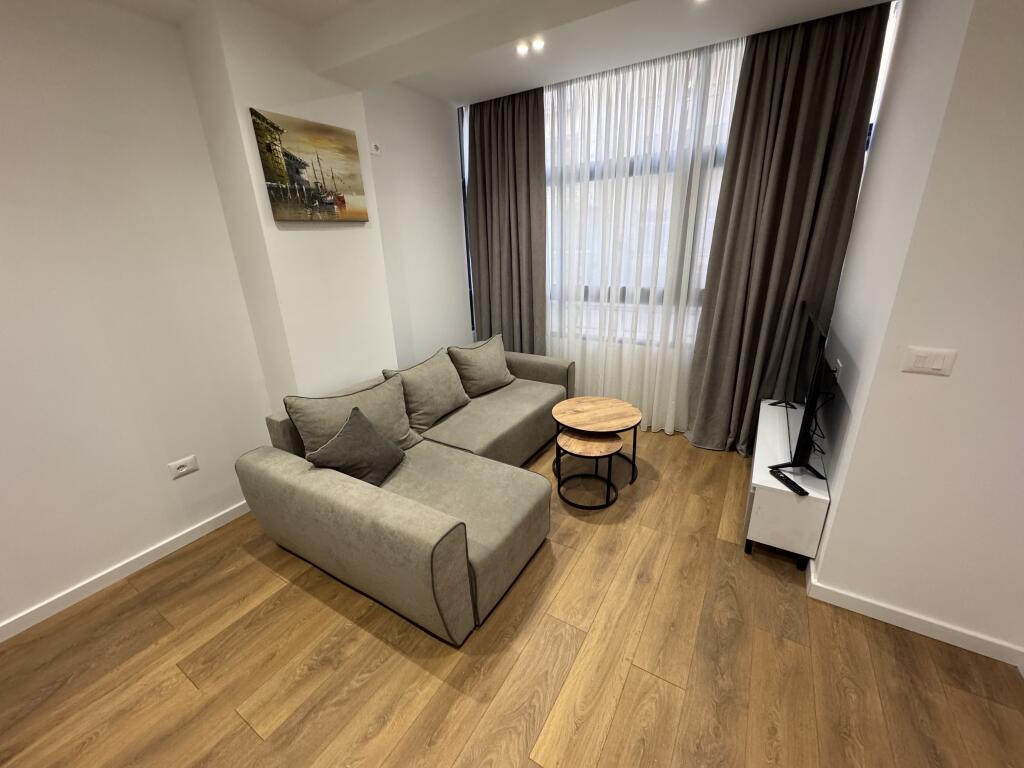 🏡 Shitet Apartament 1+1 në Komuna e Parisit,  