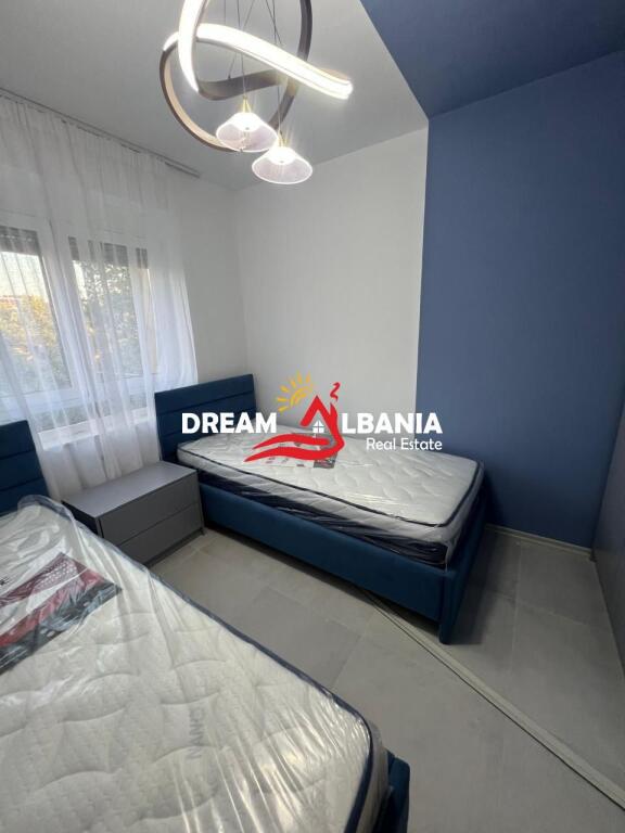 Appartamento 2+1 in affitto nella zona di Via Elbasanit, vicino alla “Corte d'Appello” a Tirana (ID 4229445)