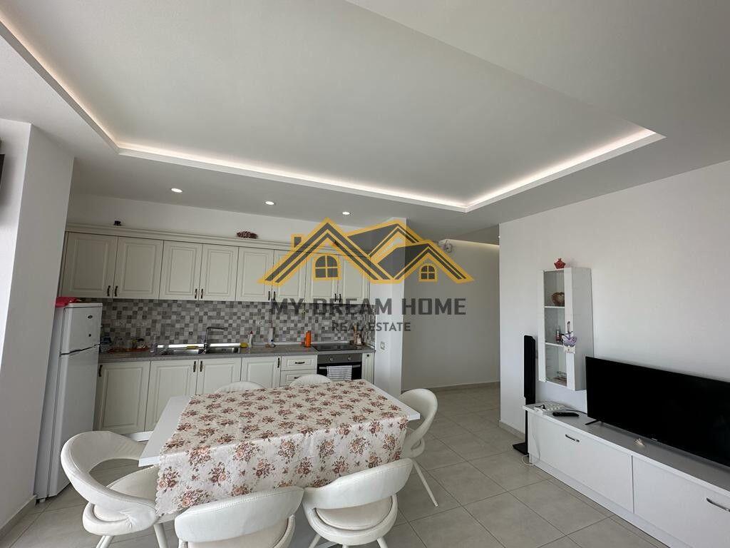 SHITET APARTAMENT 2+1 PLAZH DURRES