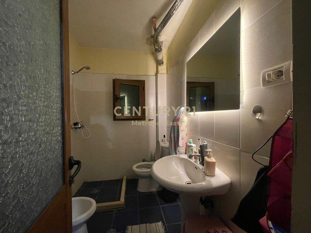 Apartment 1+1 for sale at Irfan Tomini Street
