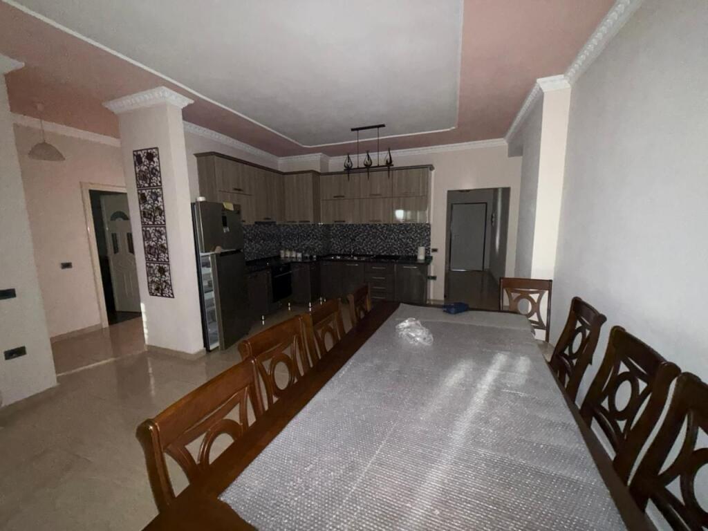 JEPET ME QERA APARTAMENT 2+1+2 ME 2 BALLKONE TEK OSLO NE ASTIR