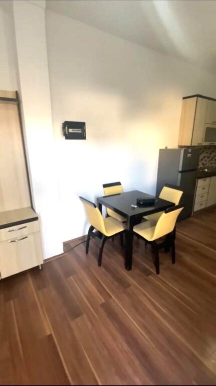 Affittasi appartamento 1+1 arredato presso il Lago Secco in via Peti
