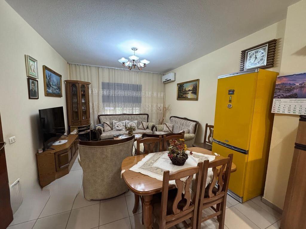 Apartament 1+1 tek Bulevardi Zogu I! 160,000 €