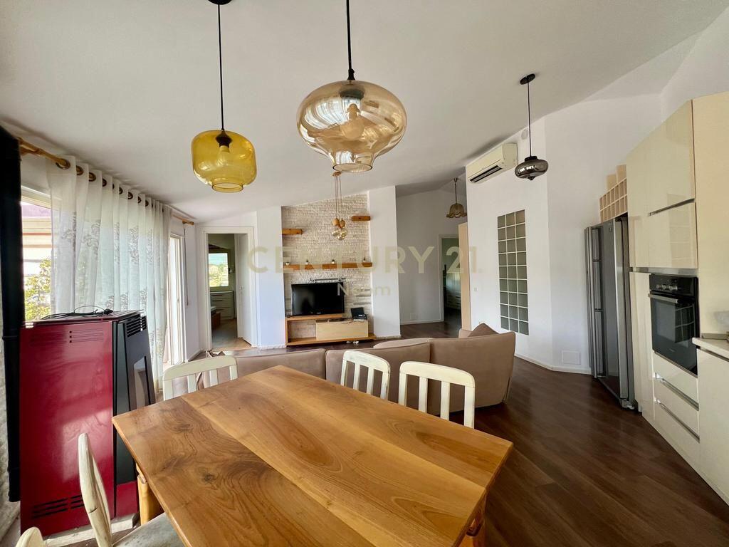 AFFITTO, APPARTAMENTO 3+1 CON POSTO AUTO, LAGO ASCIUTTO! 850 € /Mese Superficie Totale 120m2