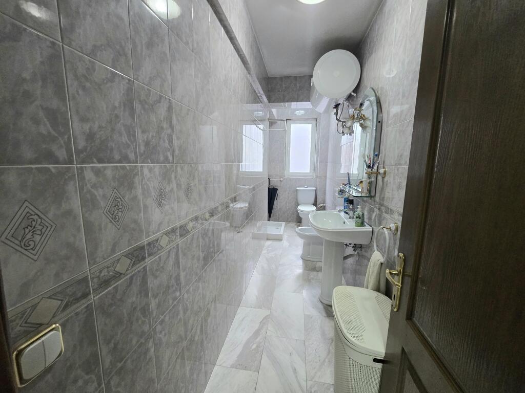 1+1/Qera📍Stadiumi Dinamo 📌550€