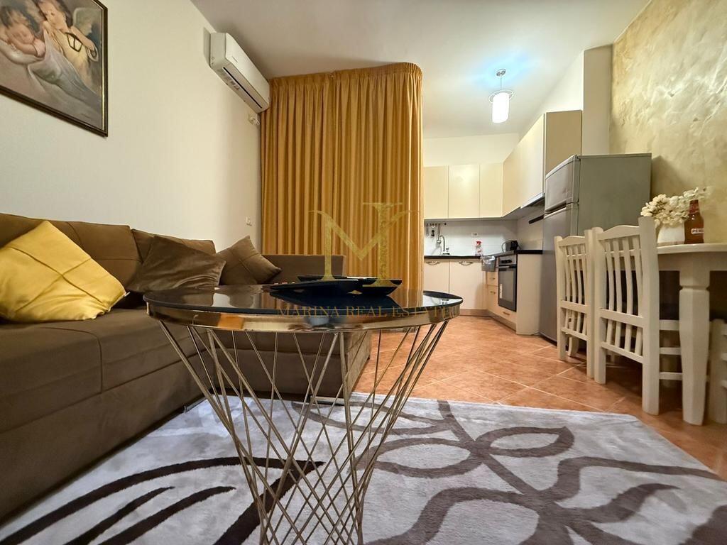 APARTAMENT ME QERA 1+1 NE DURRES !! 350 Euro ne muaj