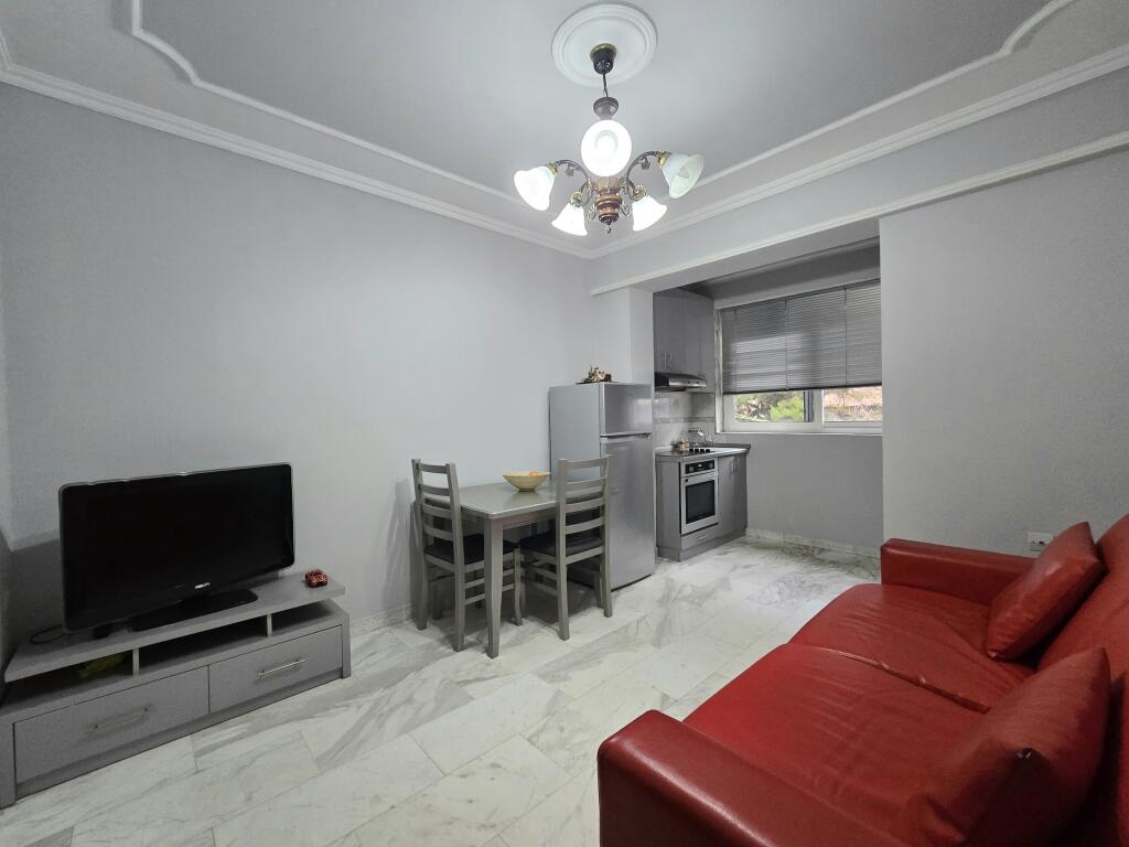 1+1/Qera📍Stadiumi Dinamo 📌550€