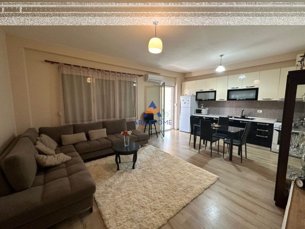 AFFITTASI APPARTAMENTO 2+1+BALCONE "AL LAGO SECCO" 700 EURO