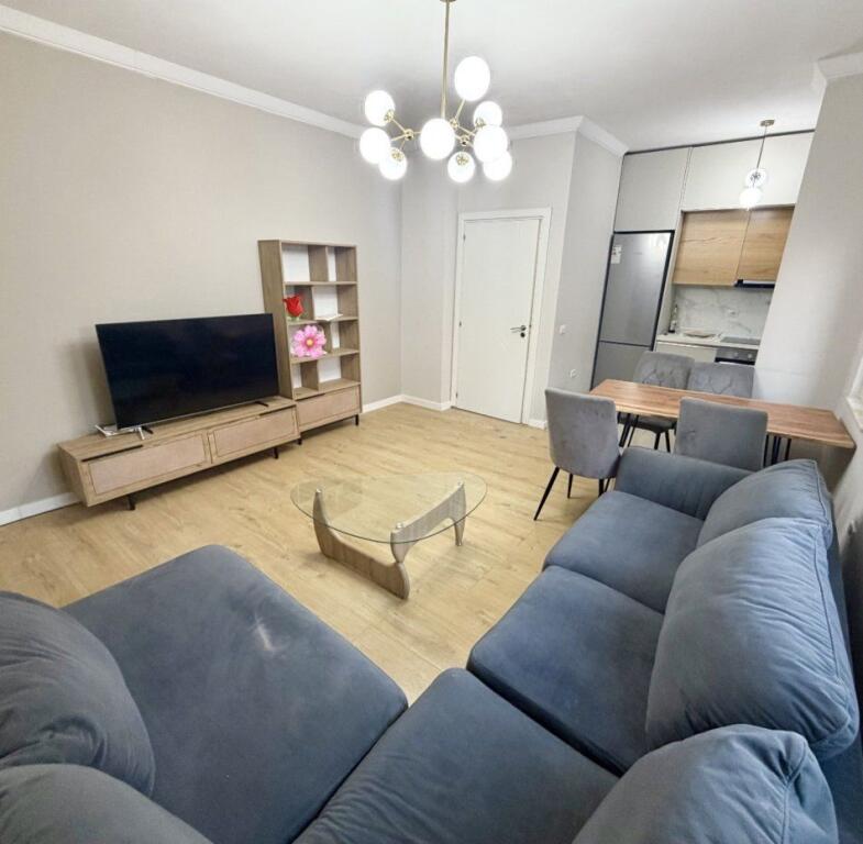 APPARTAMENTO IN AFFITTO 2+1 COMUNE DI PARIGI 75.000 LEKE