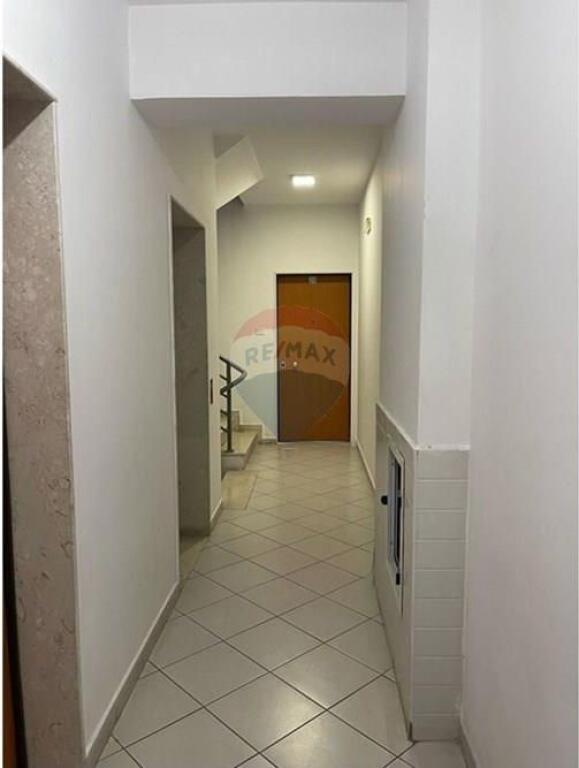APARTMENT 3+1+2+2 GARAGES FOR SALE IN KOMUNA