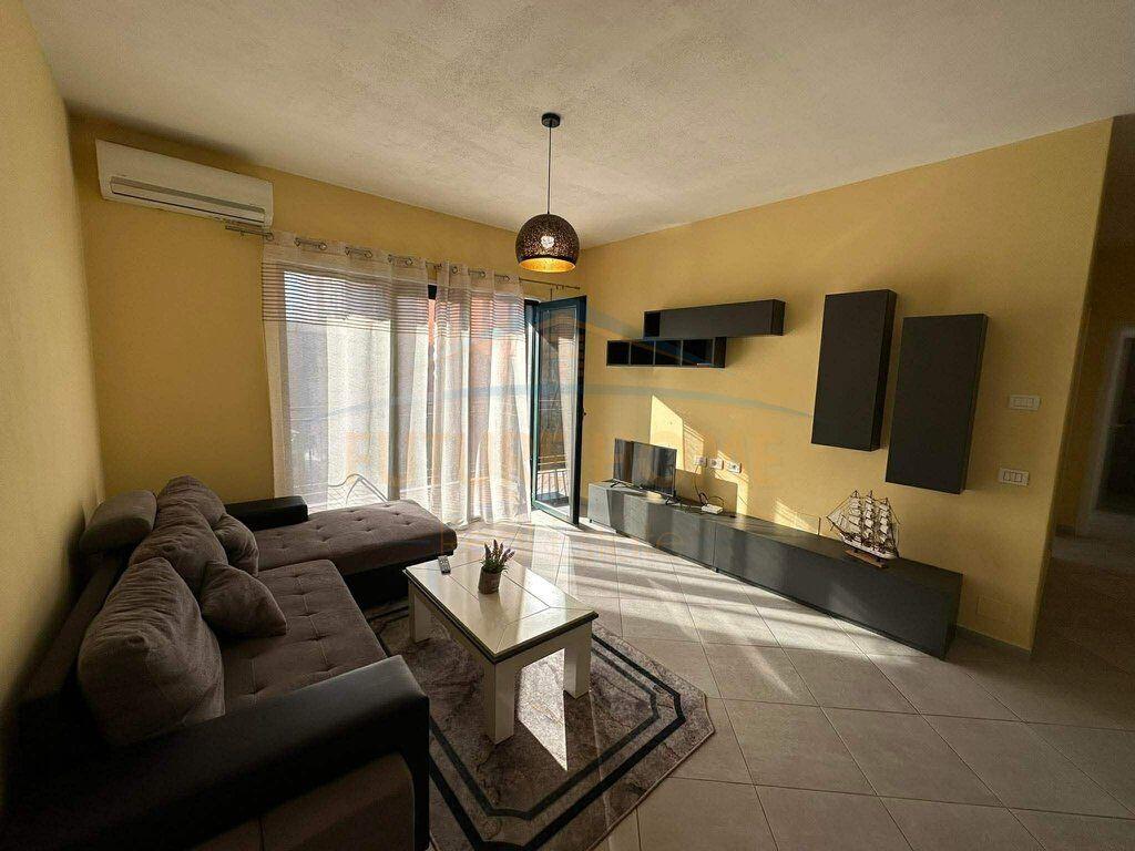 Rent 2+1+Parking Space Green City, Ring  RE