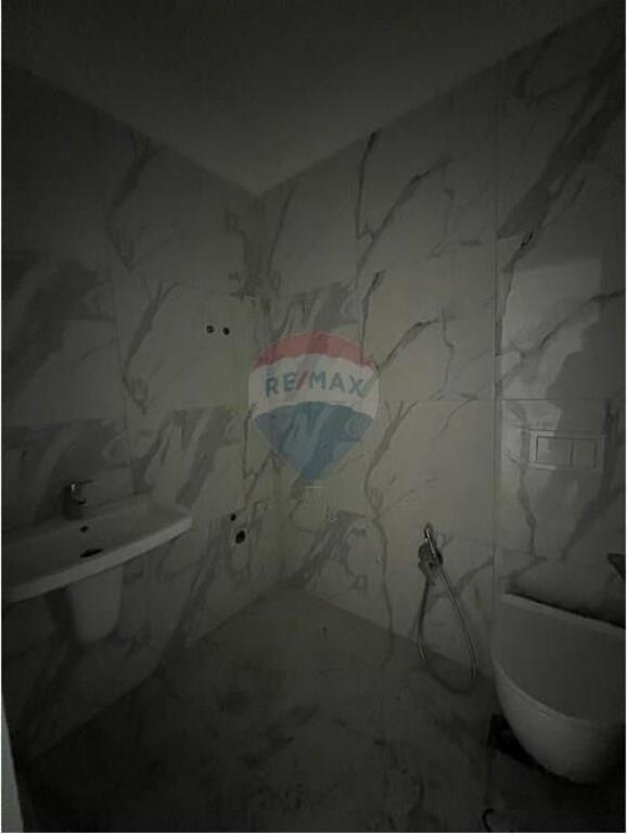 Appartamento - In Vendita - Via Mine Peza, Tirana