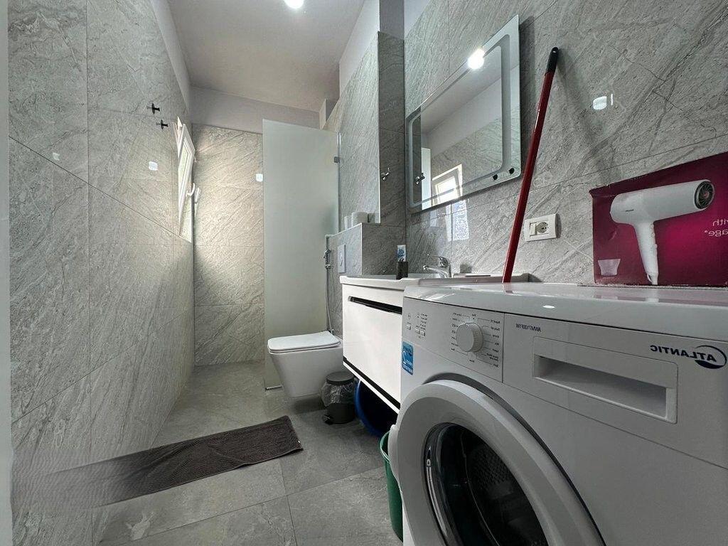 JEPET GARSONIERE PER QIRA NE XHAMLLIK! 350 € /Muaj