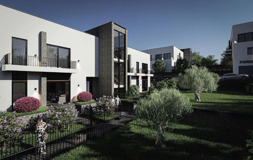 Vendesi Appartamento Parte Villa A Farke