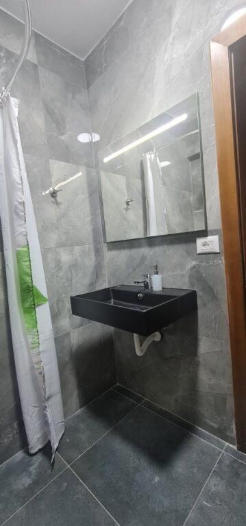 Affittasi appartamento 3+1 vicino alla zona del buon consiglio