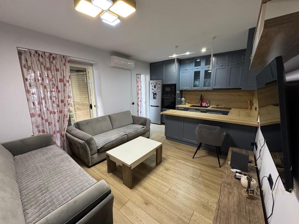 APPARTAMENTO 2+1 IN AFFITTO – CENTRO DI TIRANA