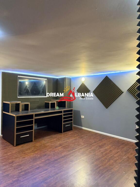 Duplex Shop for Rent in Yzberisht (ID 42711150)