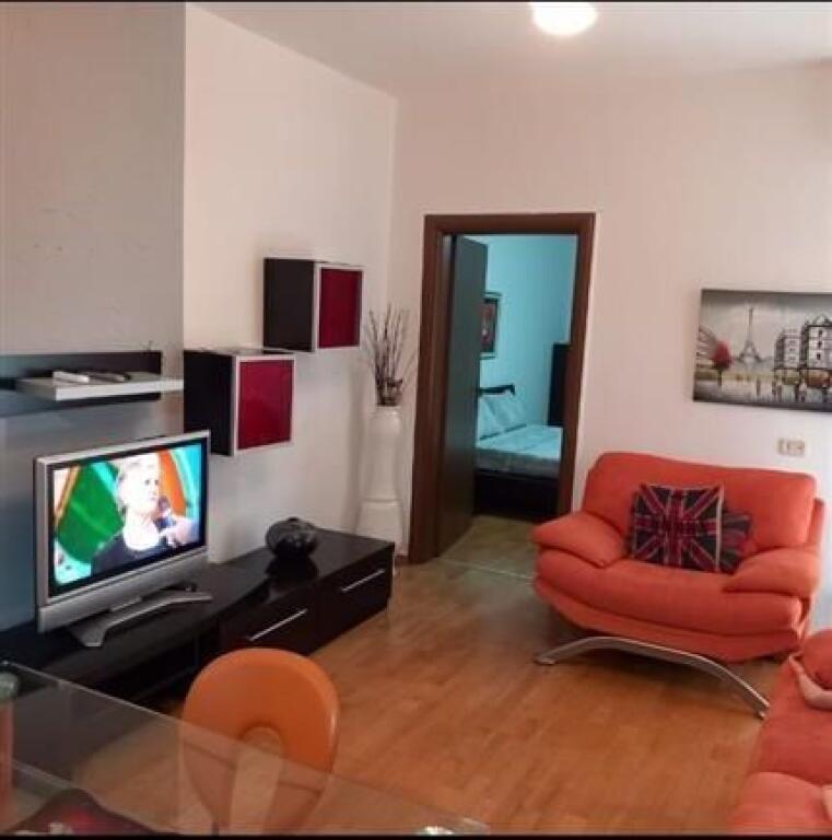 APARTMENT FOR RENT 1+1 21 DECEMBER 60,000 LEKE
