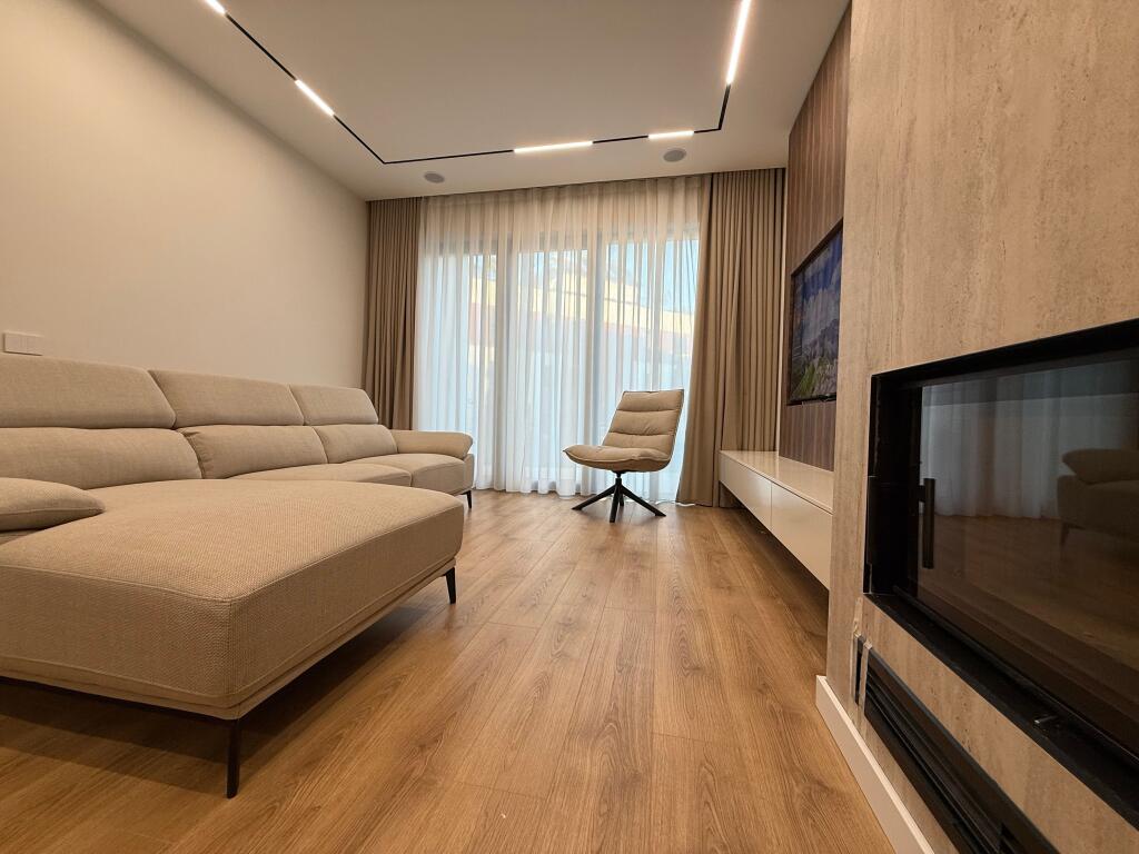 APPARTAMENTO DI LUSSO IN AFFITTO 2+1+2 CON POSTO AUTO PRESSO GREEN VALLEY RESIDENCE!