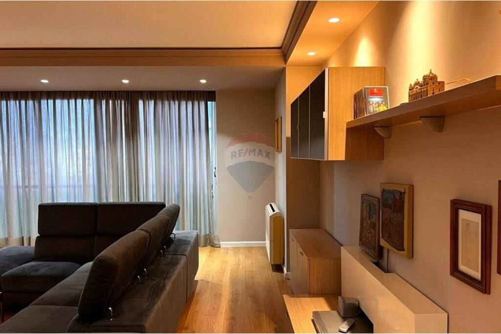Apartament 2+1+2 me qira ne Qender!