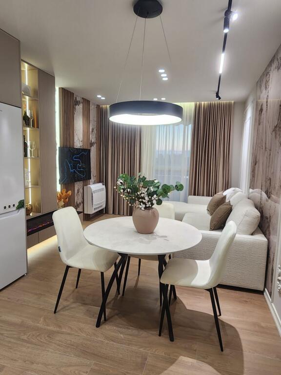 Shitet Apartament 2+1 në Plazh, Durrës