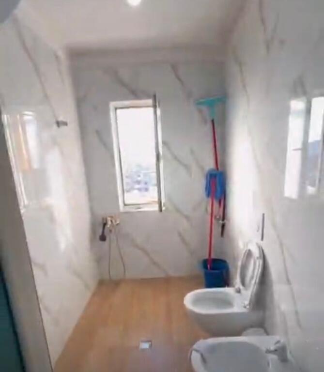 Apartament 2+1, Kombinat!