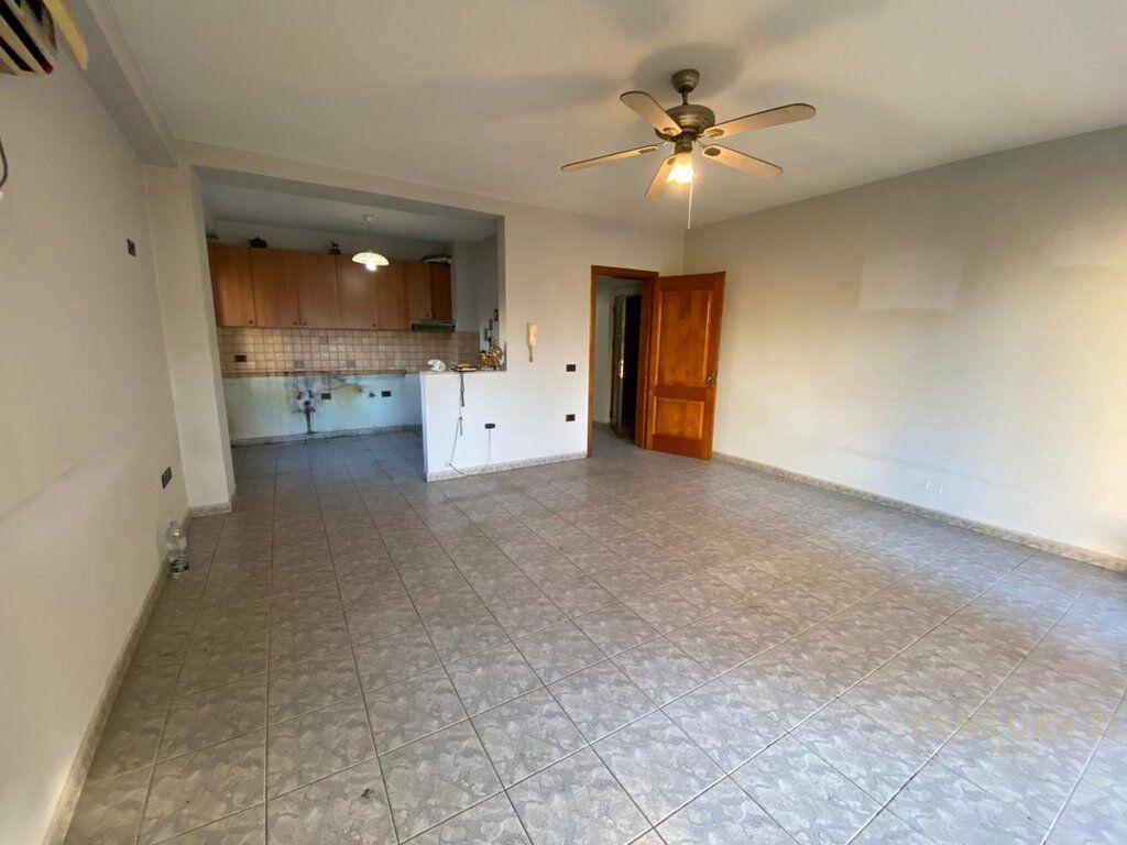 VENDIAMO, APPARTAMENTO 2+1 con 2 BALCONI, Mine Peza 220.000 €