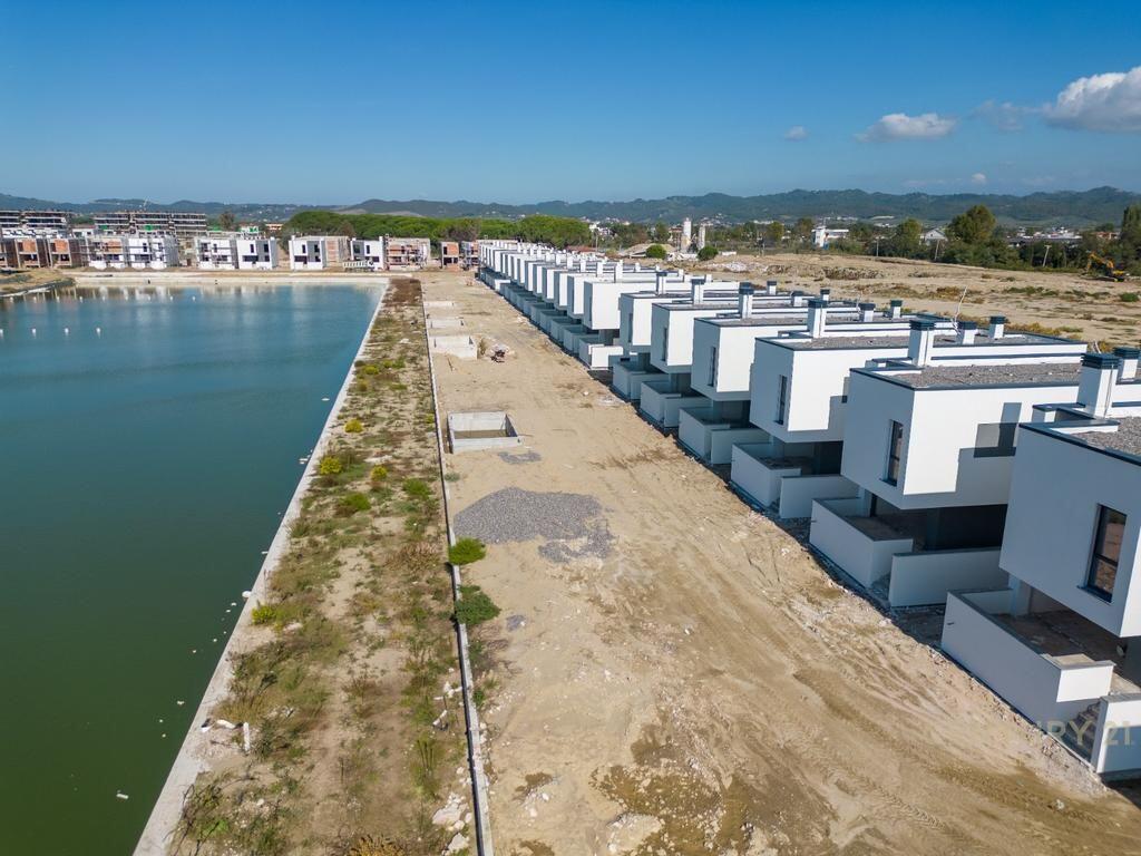 SHESIM APARTAMENT 1+1 TEK TURQUOISE MARINA, GJIRI I LALEZIT