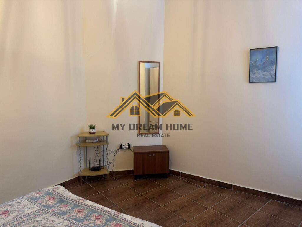 AFFITTASI APPARTAMENTO PRESSO IL PALAZZO KAMELIA