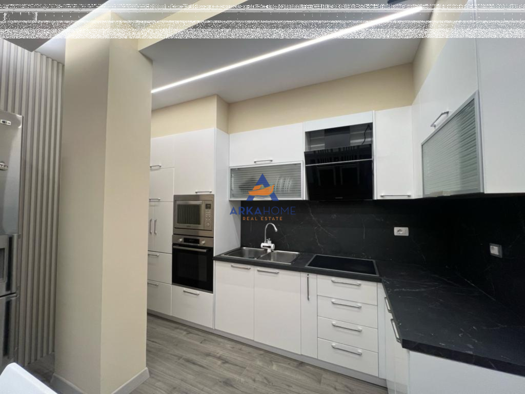 JEPET APARTAMENT ME QERA 3+1+BALLKON "DON BOSKO" 900 EURO