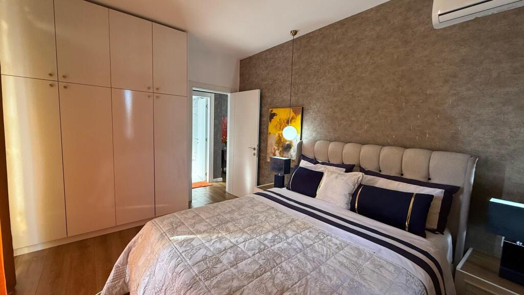 Appartamento 1+1 in vendita a 21 Dhjetori!