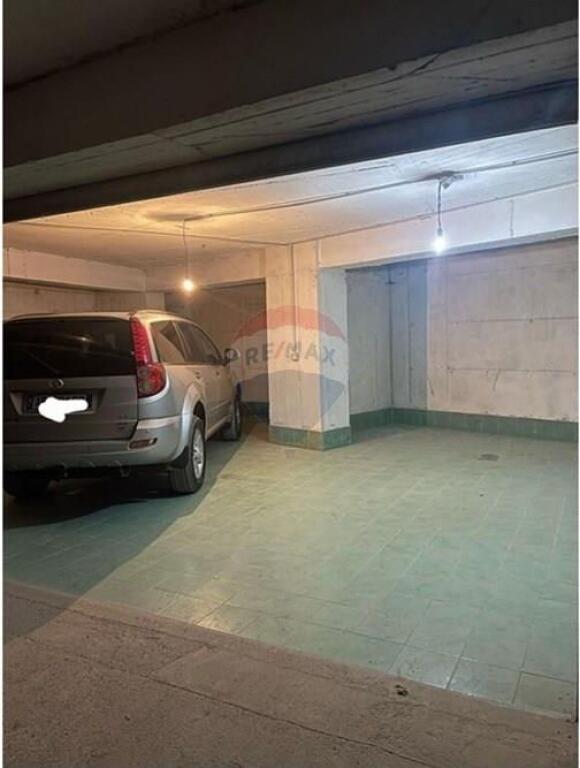 APARTMENT 3+1+2+2 GARAGES FOR SALE IN KOMUNA