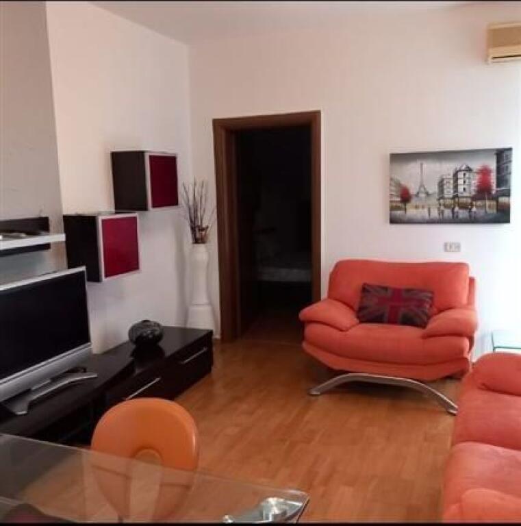 APARTMENT FOR RENT 1+1 21 DECEMBER 60,000 LEKE