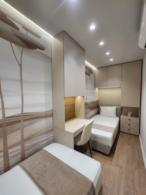 Shitet Apartament 2+1