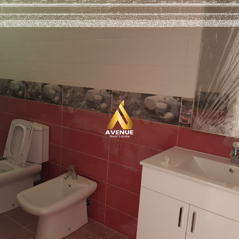 APARTAMENT NË SHITJE 3+1+3 – PRANË LIQENIT ARTIFICIAL