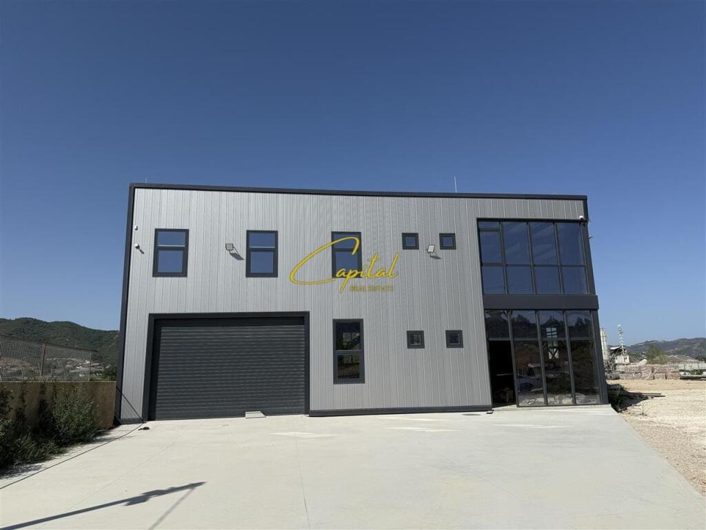 WAREHOUSE FOR RENT 3,600 M2 VAQARR 4000 EURO
