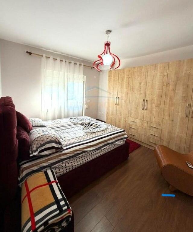 Apartment 1+1 for sale on Elbasan Street, Tirana
