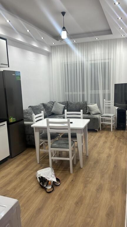 Apartament 1+1 me qira ne Mangalem 21 tek Ali Demi!
