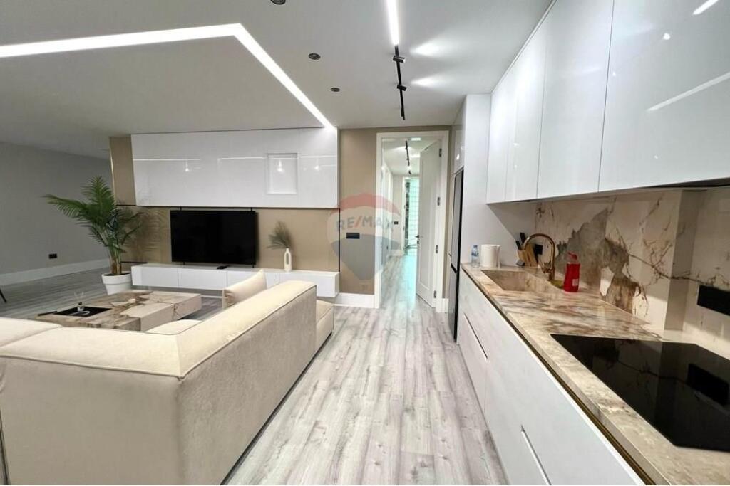 Apartment for rent in Bllok