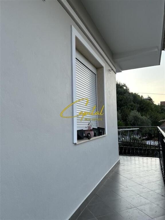 PRIVATE VILLA FOR RENT 500 M2 VORE 500 EURO
