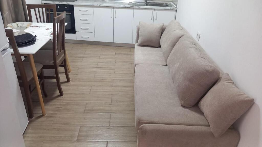 Appartamento 1+1 in affitto in Via Barrikadave!