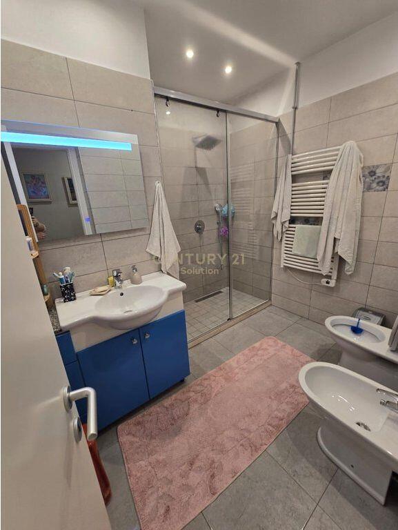 Apartment 2+1 for sale at Red School