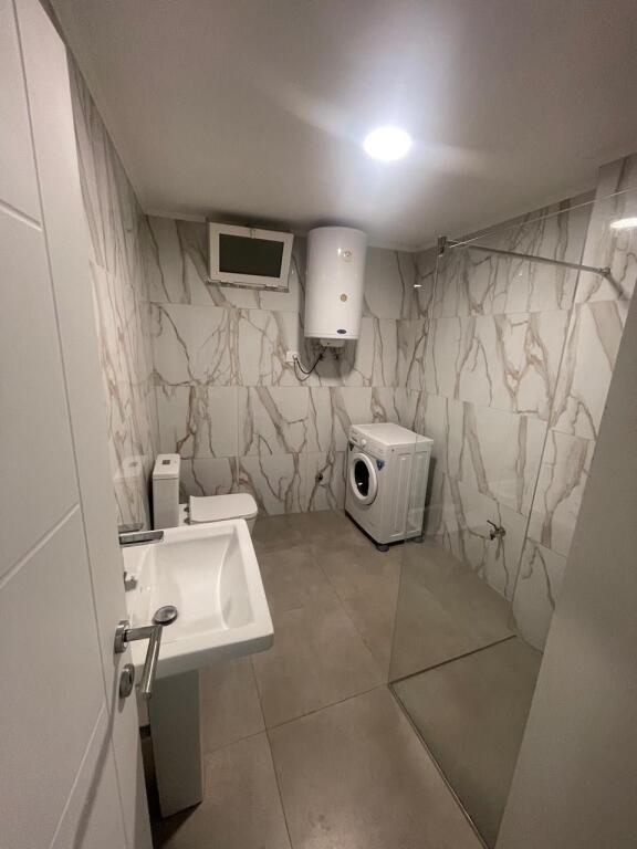 Appartamento 1+1 in affitto in Via Barrikadave!