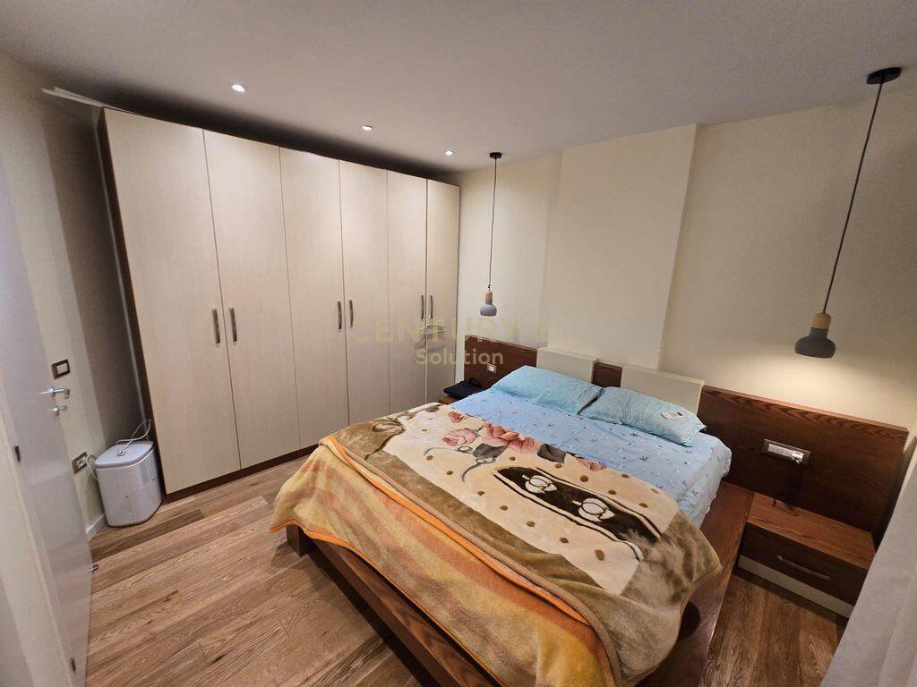 Apartment 2+1 for sale at Red School