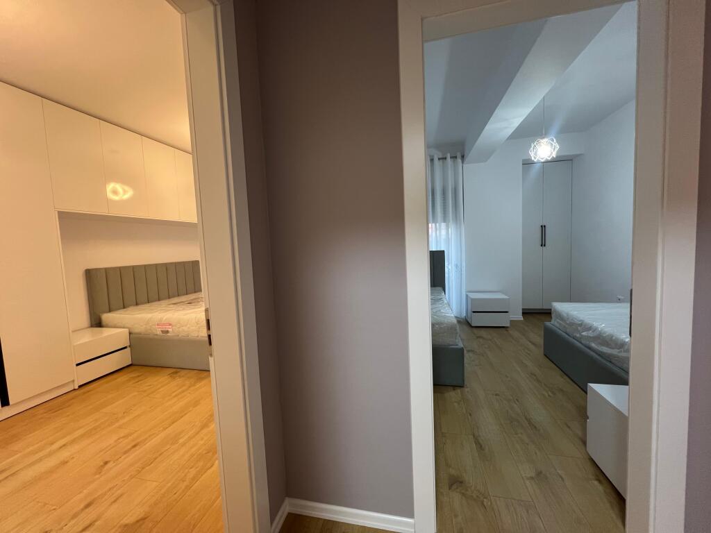 Shitet apartament 2+1+2 tualete tek Kodra e Diellit