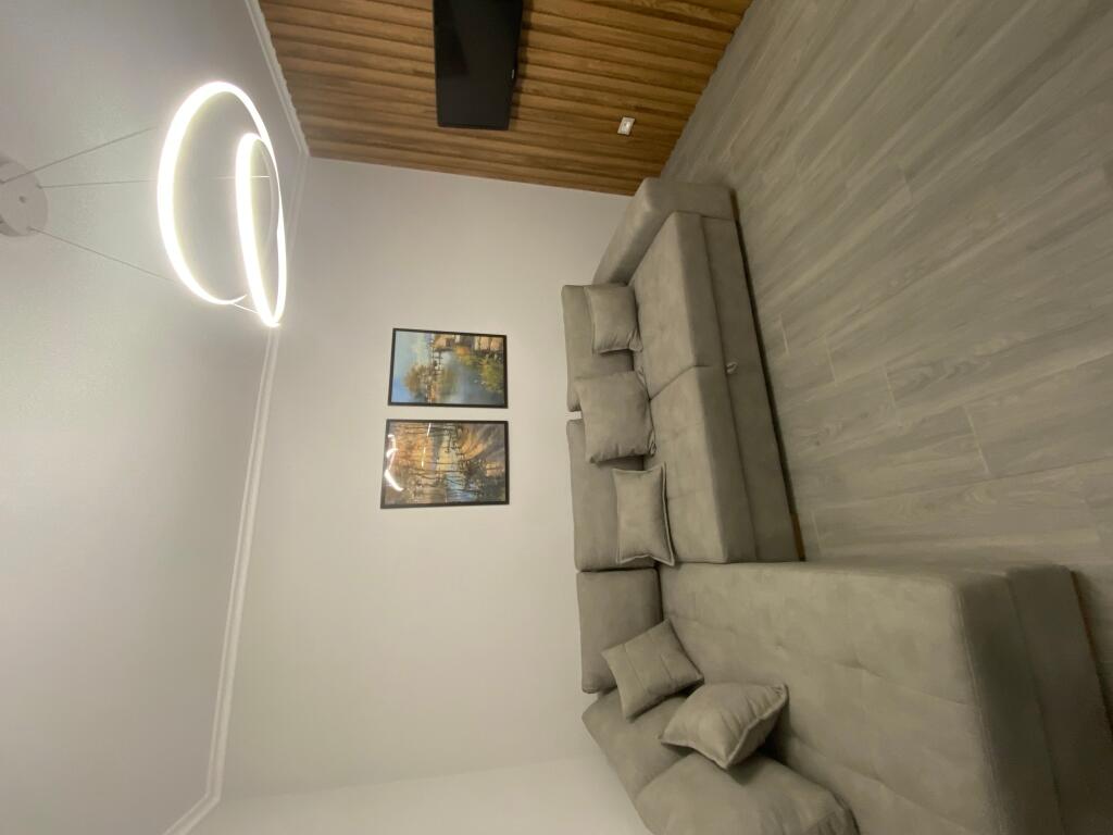 1+1,furnished for the first time, red school, 550 thousand lek