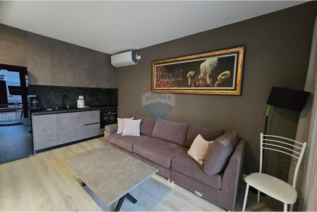 Apartment 1+1+parking space for rent at 5 Maji