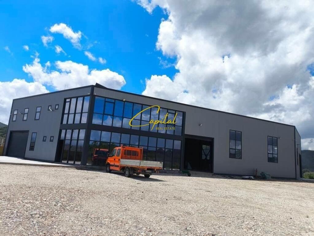WAREHOUSE FOR RENT 3,600 M2 VAQARR 4000 EURO