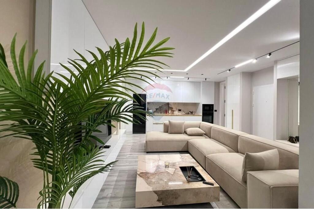 Apartment for rent in Bllok